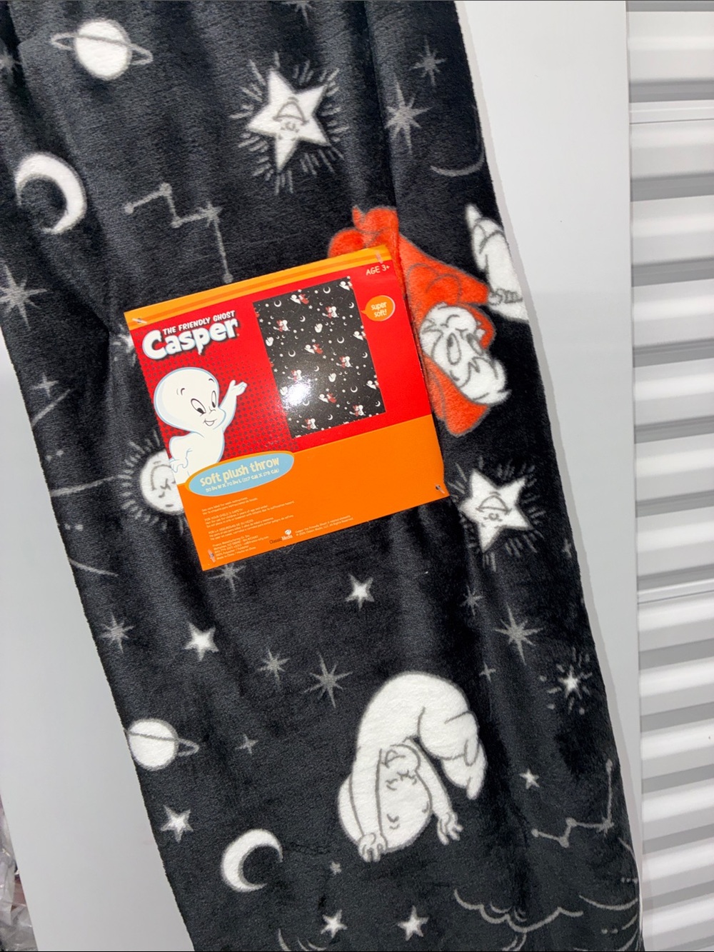 Casper the friendly ghost soft plush throw